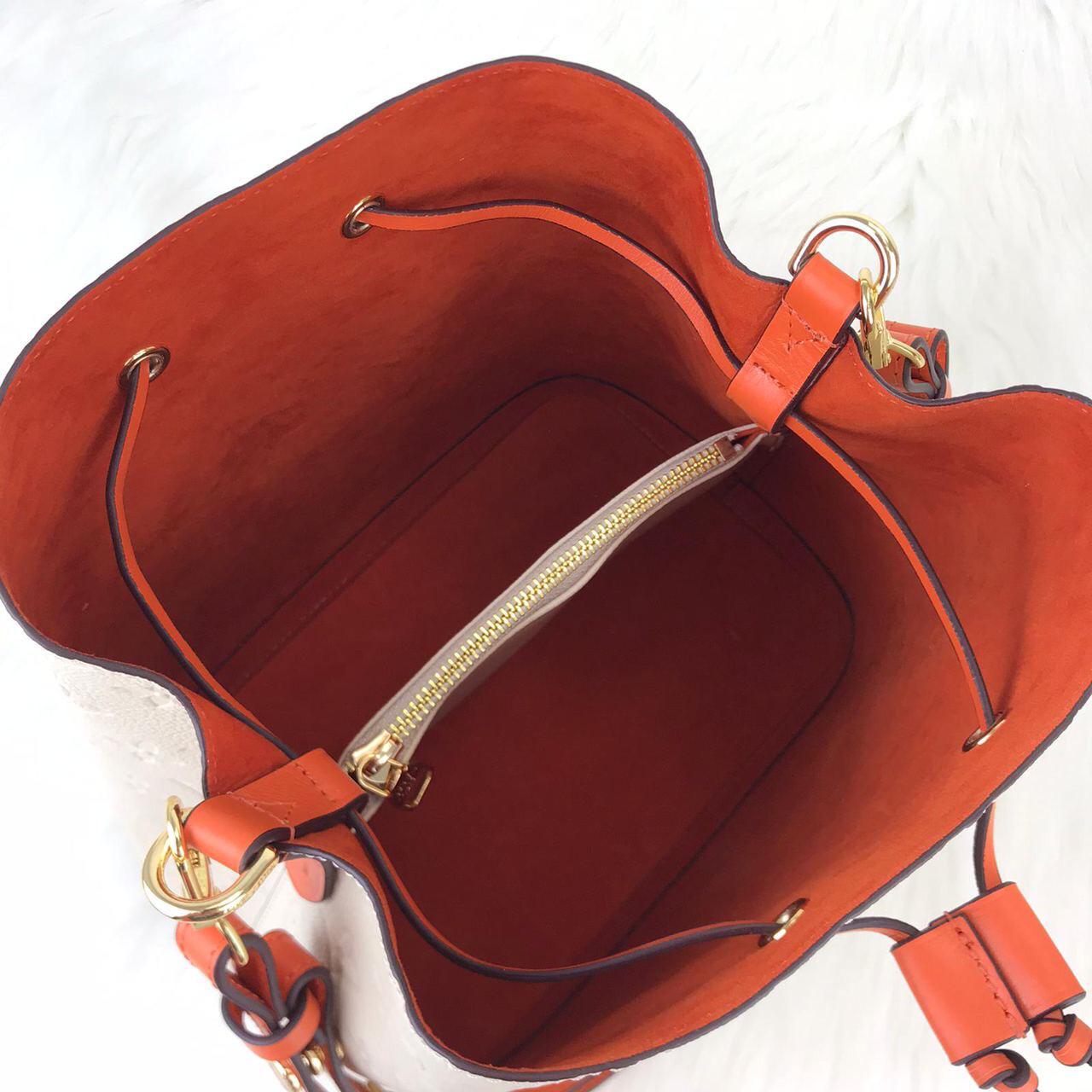Louis Vuitton Neonoe Empreinte-16